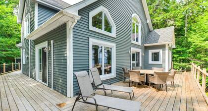 Coastal Branch Lake House w/ Dock & Game Room