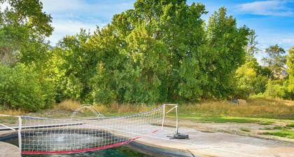 Hunt & Fish! Sugar Creek Apartment on Cub River