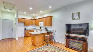 Apartment (1 Bedroom) | Interior