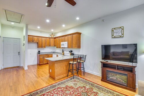 3 Mi to Warren Dunes: Sawyer Getaway w/ Fireplace!