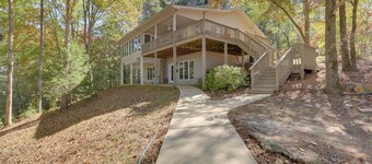 Lakefront Lineville Retreat w/ Private Dock!