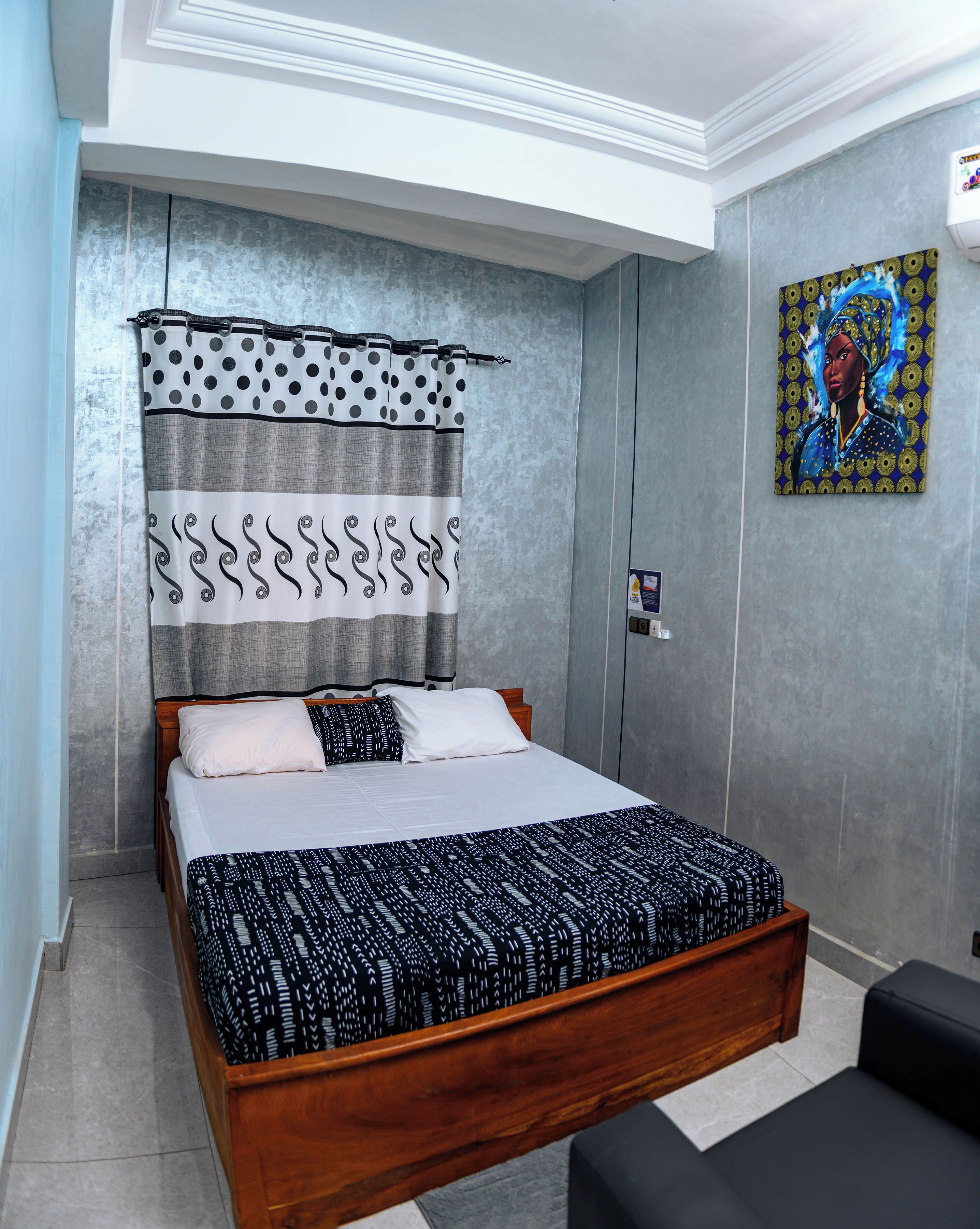 Kamar Double Klasik, balkon, pemandangan kota | Meja kerja, ruang kerja ramah laptop, dan setrika/meja setrika