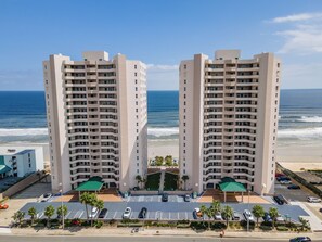 Exterior - 🌊Oceanfront Stunner-Daytona DiMucci Twin Towers 206🌊 (Daytona Beach)