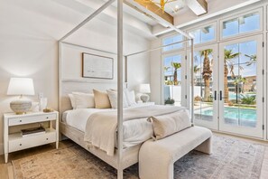 7 habitaciones, escritorio y tabla de planchar con plancha 