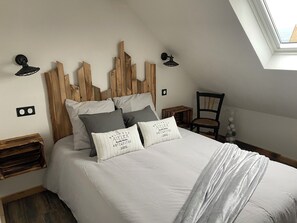 3 chambres, fer et planche à repasser, lit parapluie, Wi-Fi