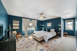 5 slaapkamers, een strijkplank/strijkijzer, gratis wifi, beddengoed