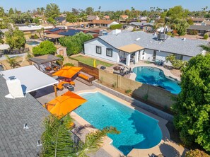 Pool - Sunset Greens | Kierland Commons | Outdoor Oasis (Scottsdale)