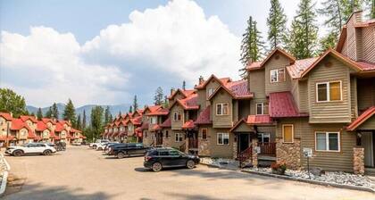 Stone Creek Chalet by Fernie Lodging CO