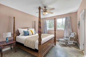3 habitaciones, cuna de viaje, wifi y ropa de cama