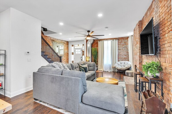 Rumah, 5 kamar tidur | Area keluarga | Layanan streaming