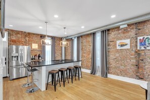 Rumah, 3 kamar tidur | Dapur pribadi | Lemari es, oven, mesin pembuat kopi/teh, dan pemanggang roti