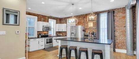 Rumah, 3 kamar tidur | Dapur pribadi | Lemari es, oven, mesin pembuat kopi/teh, dan pemanggang roti