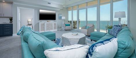 Condo, 4 Bedrooms | Living area