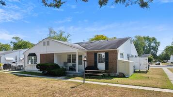 Condo, 2 Bedrooms | Exterior