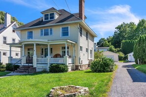 House, 4 Bedrooms | Exterior