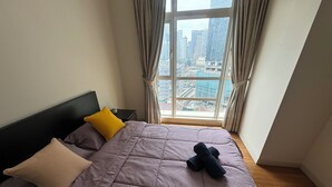 Penthouse Presidential, 3 phòng ngủ, phòng tắm riêng, quang cảnh thành phố | 3 phòng ngủ, két bảo mật tại phòng, màn/rèm cản sáng, phòng cách âm 