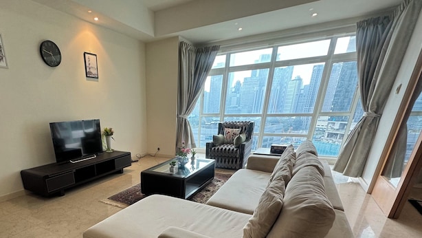 Penthouse Presidential, 3 phòng ngủ, phòng tắm riêng, quang cảnh thành phố | Khu phòng khách
