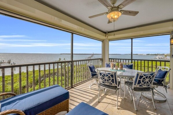 Condo, 2 Bedrooms | Outdoor dining - Sunset Captiva Bayside 204 2 Bedroom Condo (Captiva)