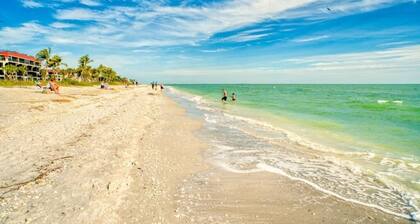 Tarpon Beach 302 3 Bedroom Condo