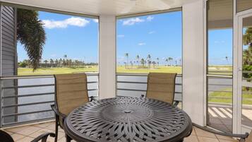 Condo, 2 Bedrooms | Outdoor dining