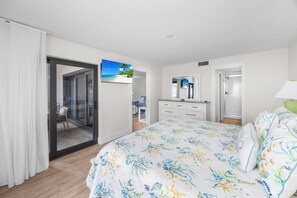 Condo, 2 Bedrooms