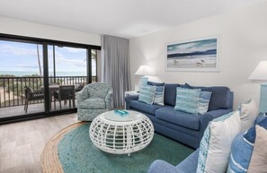 Living area - Pelicans Roost 106 2 Bedroom Condo (Sanibel)