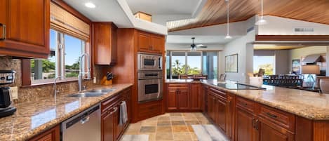 Maison, 3 chambres | Cuisine privée | Réfrigérateur, un four, lave-vaisselle, cafetiÚre-théiÚre