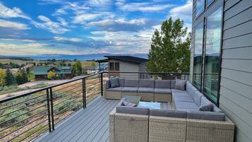 Rumah, 5 kamar tidur | Halaman properti