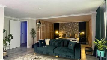 Apartment | 1 bedroom, iron/ironing board, free WiFi, bed sheets