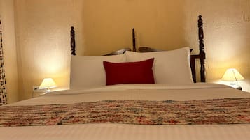 Deluxe Double Room | Iron/ironing board