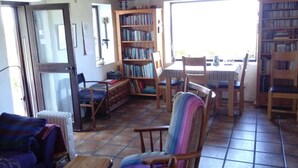 TV - Clochan Peaceful hideaway (Clifden)