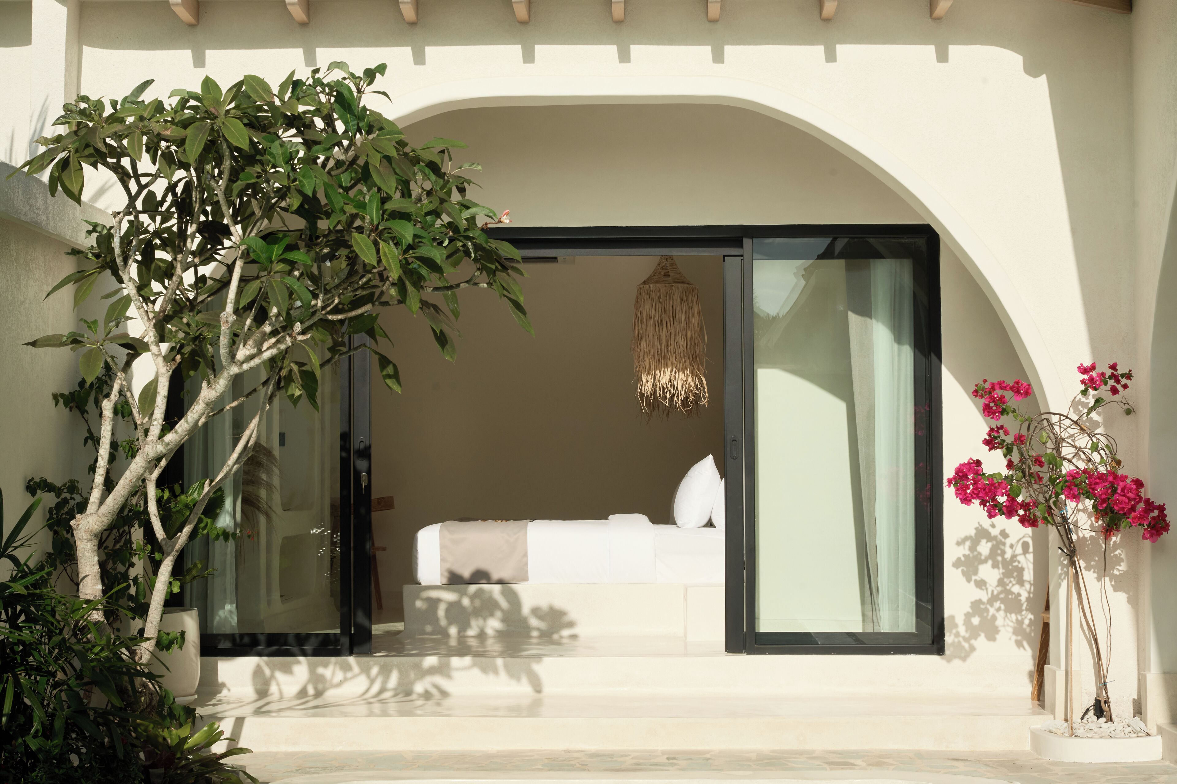 Vila, 2 kamar tidur, kolam renang pribadi | Bantalan ekstra lembut, brankas, meja kerja, dan tirai kedap cahaya