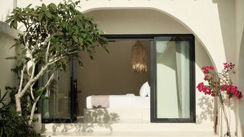 Villa, 2 habitaciones, alberca privada | Camas con pillow-top, caja de seguridad en la habitación y escritorio