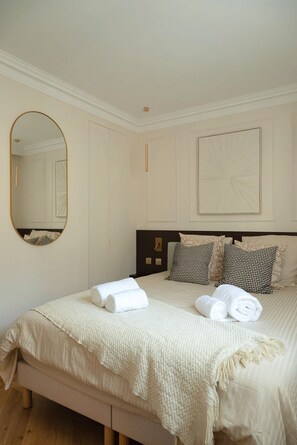 1 bedroom, desk, iron/ironing board, free WiFi