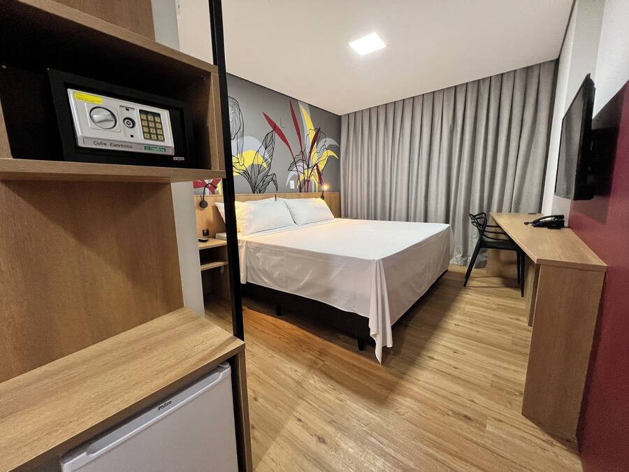 Deluxe Double Room, Balcony, City View | Blackout curtains, free WiFi, bed sheets