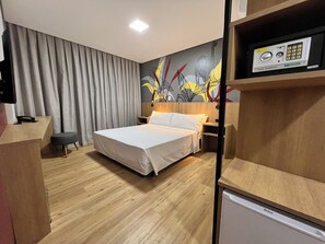 Blackout curtains, free WiFi, bed sheets