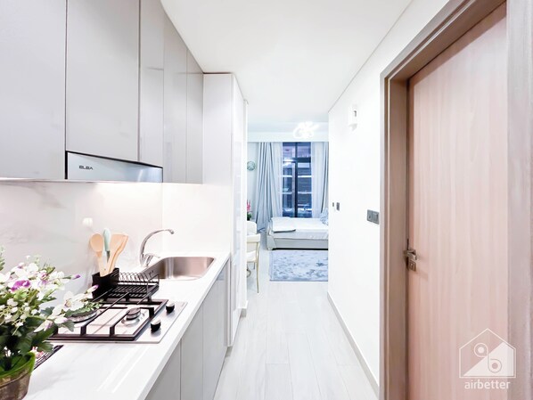 Apartment (0 Bedroom) | Interior