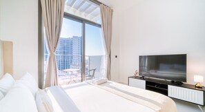 Basic Studio, City View | In-room safe, blackout drapes, iron/ironing board, free WiFi - Elz Residence Stylish Studio Living (Dubai)