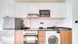 Private kitchen - Elz Residence Stylish Studio Living (Dubai)