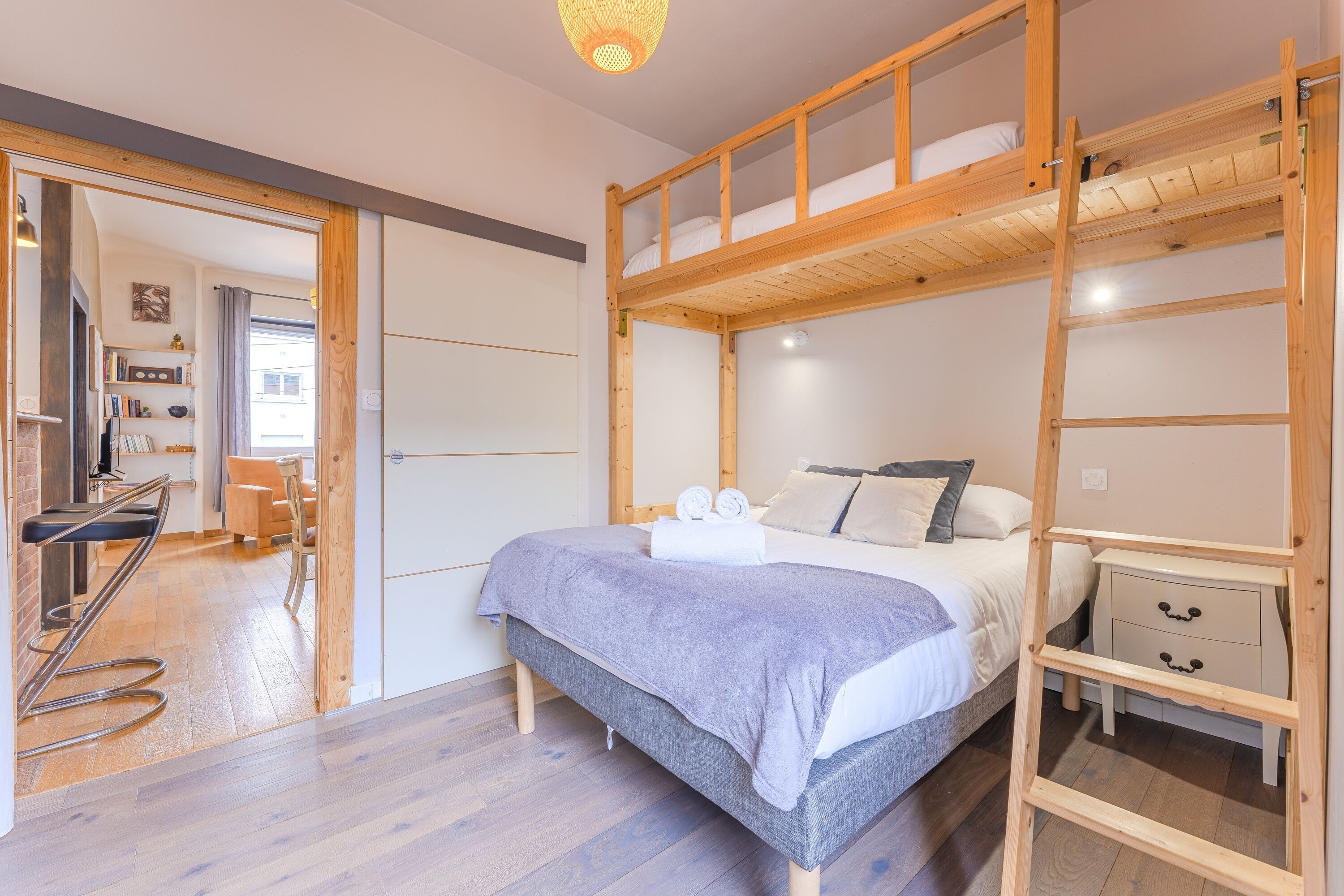 1 soverom, strykejern/-brett, wi-fi (inkludert) og sengetøy