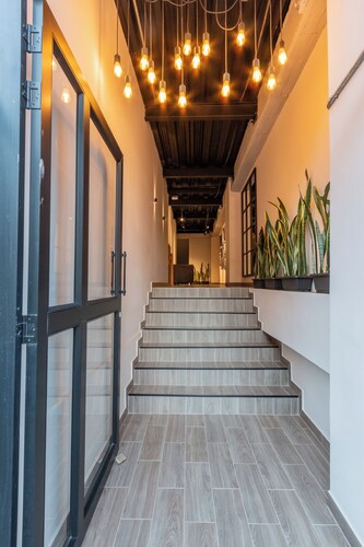 Beautiful & Cozy LOFT, in Calasanz, 1 Person.
