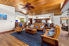 Smart TV, books, stereo