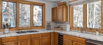 Prospect-Curate Telluride-Walkable, Quiet, Near Market, Lift 7, Fireplace, Views