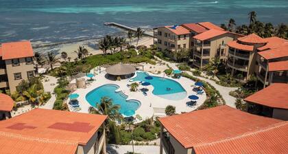 Breathtaking Oceanview Escape: 3rd Floor Condo, Expansive Balcony & Resort Perks