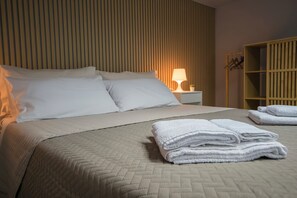 2 Schlafzimmer, Schreibtisch, Bügeleisen/Bügelbrett, WLAN