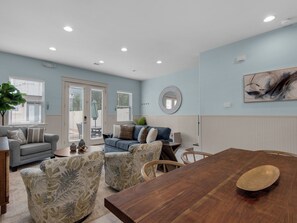 TV - Private Pool, Designated Beach Access Pet Friendly Home! (Miramar Beach)