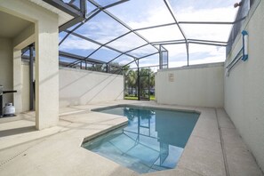 A heated pool - Last Minute Disney Getaway! Townhouse with Private Pool. Book Now! #119413 (Orlando)