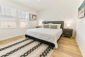 7 chambres, fer et planche Ă repasser, Wi-Fi, draps fournis