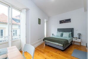 1 camera, ferro/asse da stiro, Wi-Fi, lenzuola