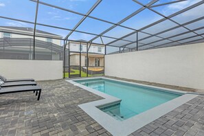 Beheizter Pool